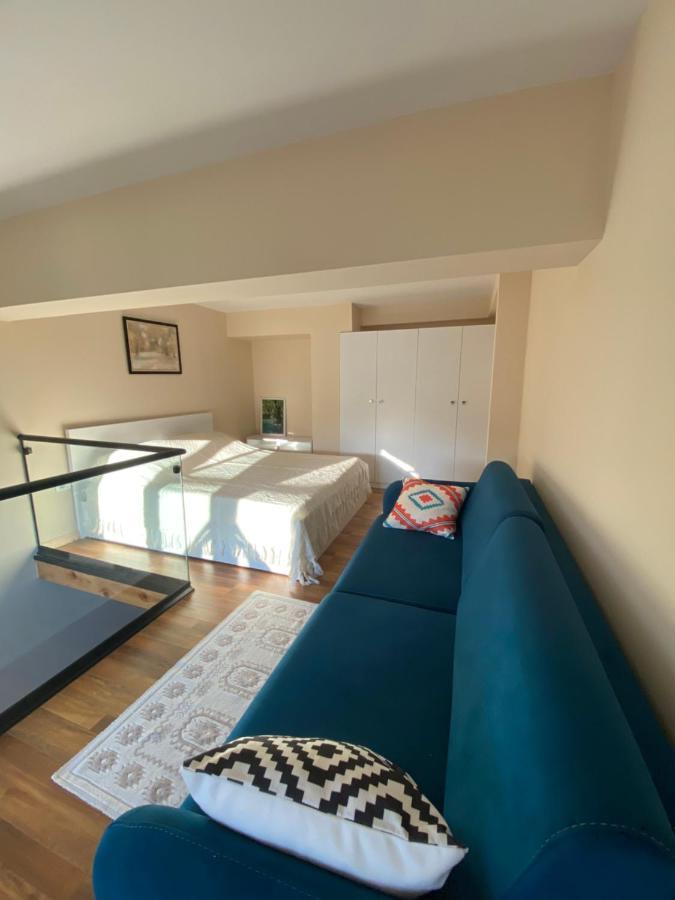 Jon'S Duplex Apartment Tiranë Ngoại thất bức ảnh